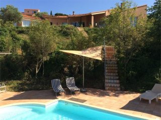 Contemporary 4 Bed Villa With Fantastic..