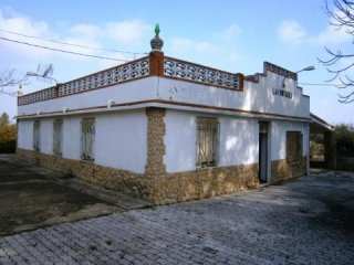 Large 5 Bedroom Country House For Sale..