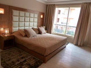 Luxury 2 Bed / 2.5 Bath furnished..