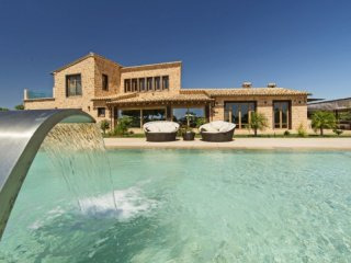 Luxury And Perfection