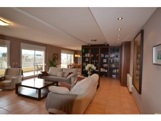V1481 - A Unique Double Apartment As..