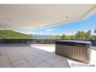 OPATIJA, raskošni penthouse s panoramskim pogledom na more..