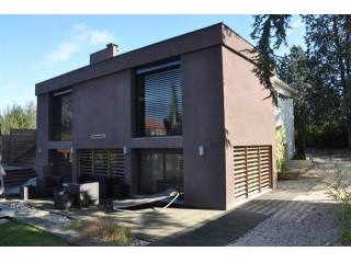 5 bedroom House For Sale: 42270..