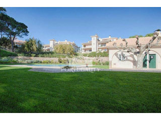 Luxury Apartment In Cascais