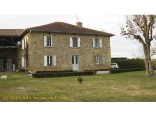 *stone House With Great Views* Sariac..