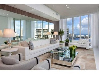 4 bedroom Flat For Sale: 4100 Island..