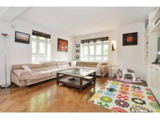 3 Bedrooms - Property - London - For..