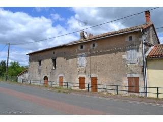 House To Renovate With Attached Barn..