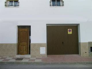 Town House - A large one-level..