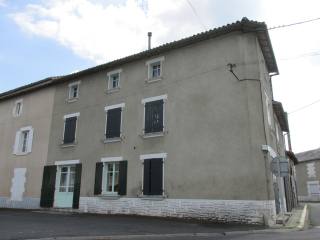 Large 4 Bedroom Stone House To Renovate