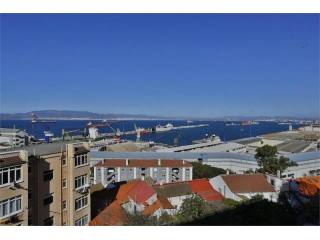 3 bedroom Apartment For Sale: Lord..