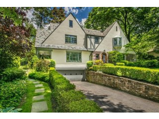 6 bedroom House For Sale: 61 Drake Road..