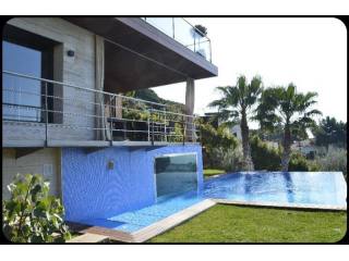 6 bedroom Detached House For Sale:..
