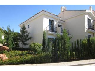 Town House - A beautiful golf townhouse..