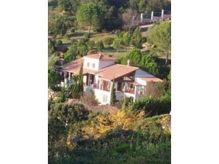 Beautiful Villa With 200 M2 Of Living..