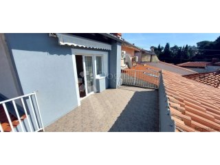Kuća na Vidikovcu sa dodatnim apartmanom