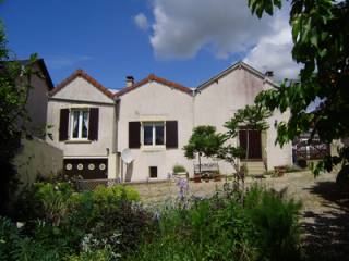Charming Detached House With Garden +..