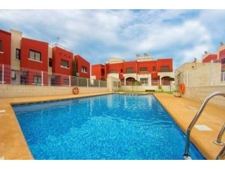 2 Bedroom 2 Bathroom Townhouse In..