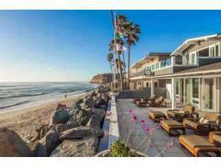 3002 Sandy Lane Del Mar, California..