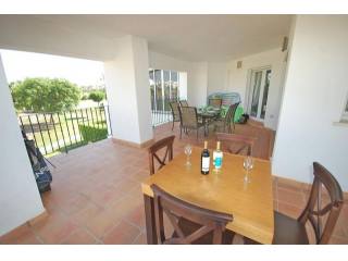 2 bedroom Apartment For Sale: 1st..