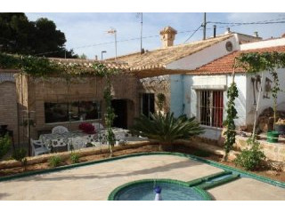 C. San Leandro, Estrecho de San Gines