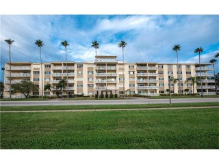 2 bedroom Property For Sale: 1200 NORTH..