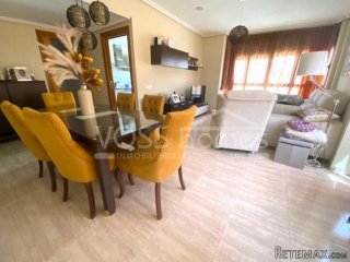 First floor with lift, 3 bed, 2 bath apartment great..