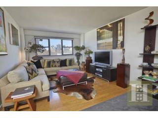 2 bedroom Apartment For Sale: 175 ADAMS..
