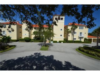 2 bedroom Flat For Sale: 5035 Harmony..