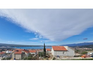 SAMO U DOGMI - KUĆA S TRI STANA - PRILIKA