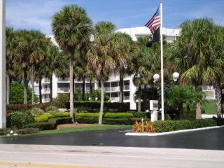 3360 S Ocean Blvd #1e, Palm Beach, FL -..