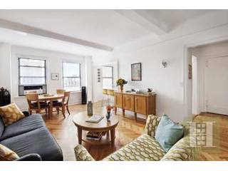 2 bedroom Apartment For Sale: 245 WEST..