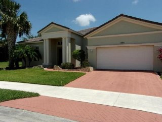 505 Sw Lake Manatee Wy, Port Saint..