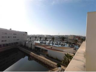 LAGOS MARINA TOP FLOOR APARTAMENTO FOR..