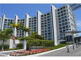 4 bedroom Flat For Sale: Miami 33180