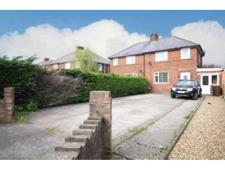 3 bedroom, Semi-detached House house..