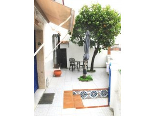3 bedroom, 1 bathroom Townhouse, (build..