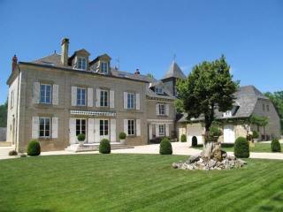6 bedroom House For Sale: 19600 CORREZE