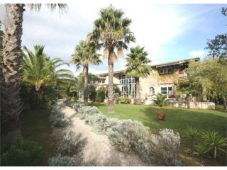 Stunning Villa Close Golf Course, St..