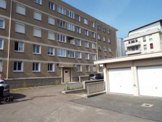 Three bedroom apartment in excellent..