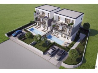 Vila u izgradnji s pogledom na MORE!