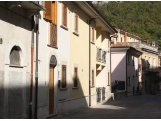 HOLIDAY APARTMENT IN PACENTRO