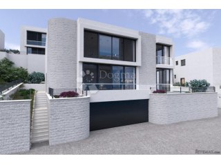 Villa s bazenom i pogledom na Rogoznički zaljev