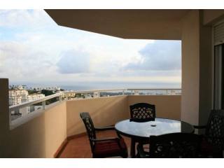 Apartment - Beautifully presented..