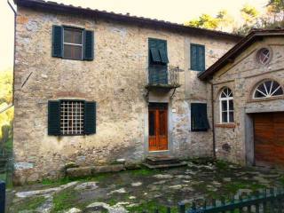 Country/farmhouse - For Sale - South of..