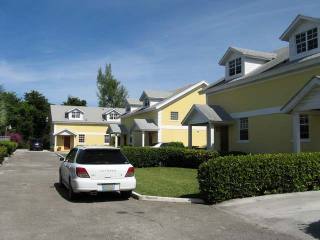 Apartment/townhouse - Gated fully..