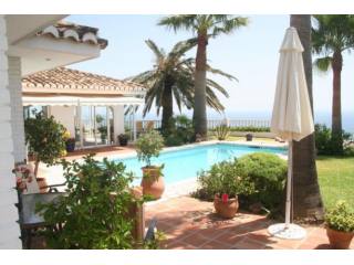VILLA FOR SALE IN BENALMADENA