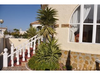 3 Bedrooms - Villa - Alicante - For Sale
