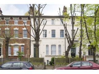 Kenninghall Road, E5