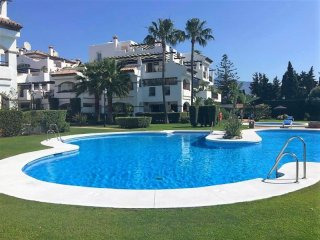 2 Bedroom Middle Floor Apartment